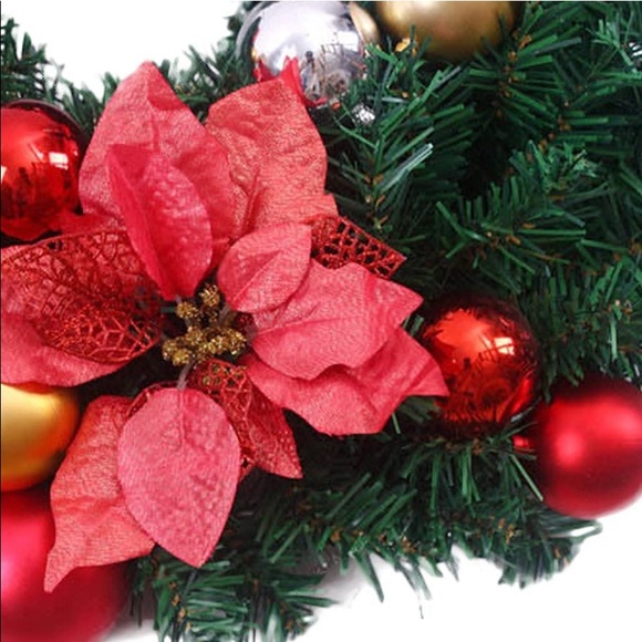 Christmas Garland - Picture 4 of 7